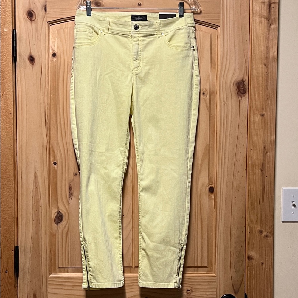 NWT Chico's So Slimming Ankle Jeans Sunny Yellow Cropped size 1